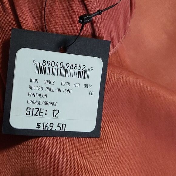 CLUB Monaco Belted Pull on Pants - Picture 6 of 6